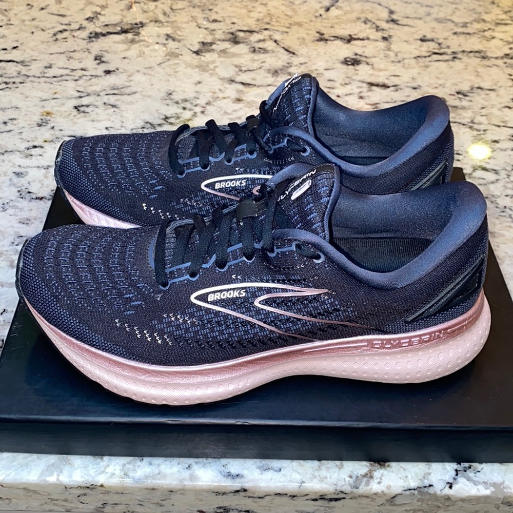 Brooks Glycerin 19 Size 10 (B)